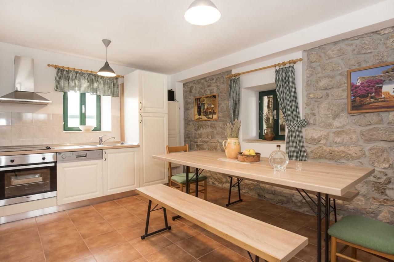 Villa Cetina Milasi Extérieur photo