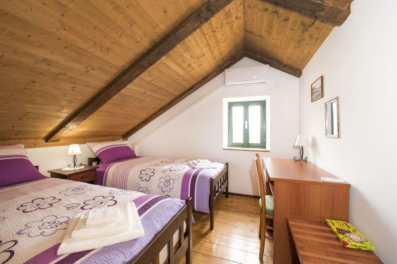Villa Cetina Milasi Extérieur photo