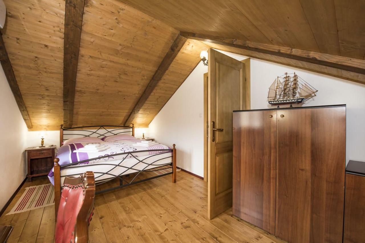 Villa Cetina Milasi Extérieur photo