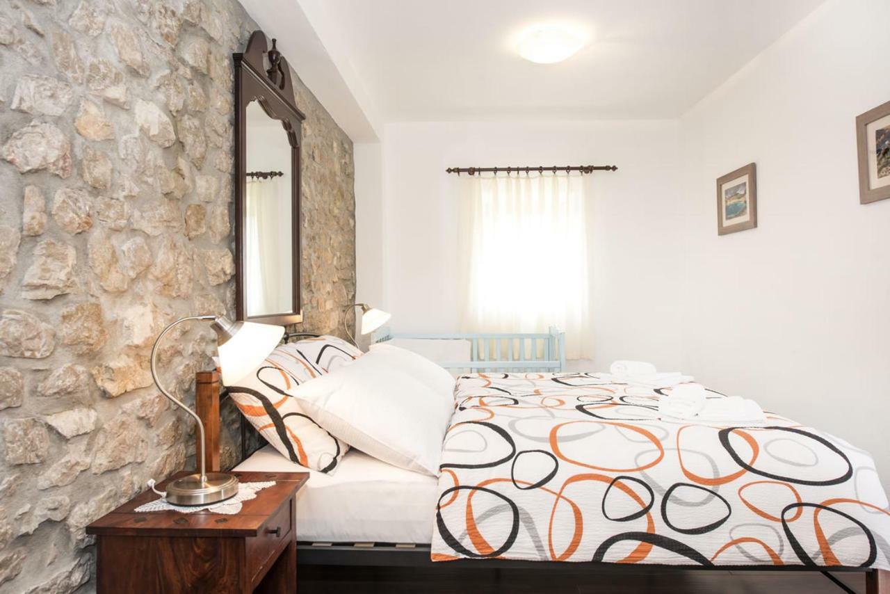 Villa Cetina Milasi Extérieur photo
