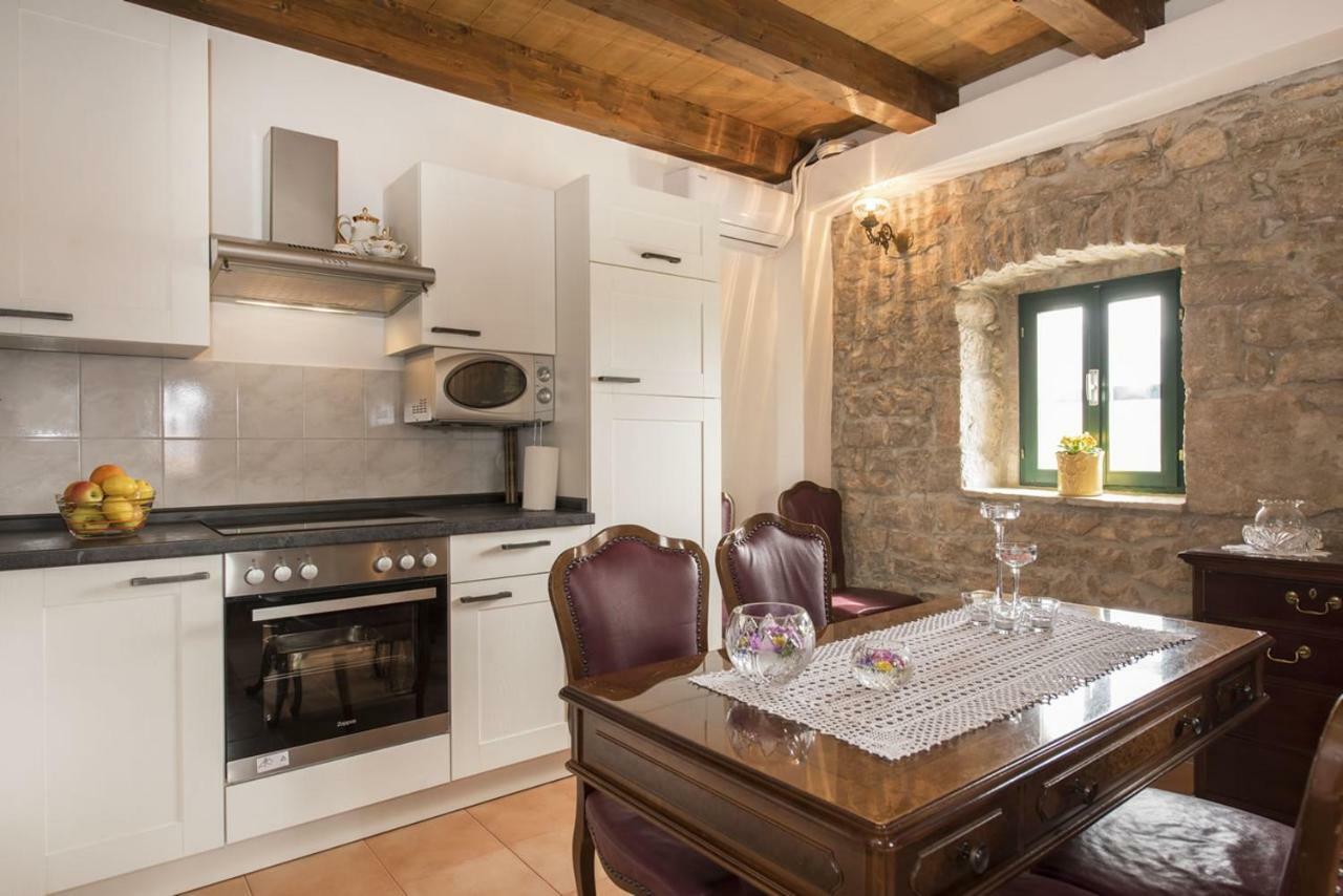Villa Cetina Milasi Extérieur photo