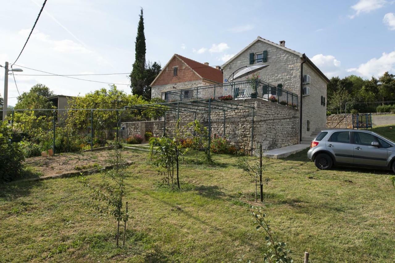 Villa Cetina Milasi Extérieur photo
